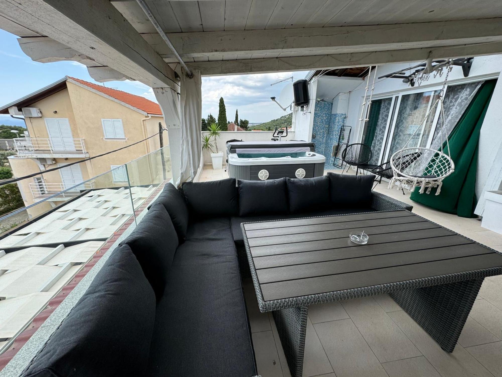 Penhaus Apartman Angelus Drage Pakostane Exterior photo